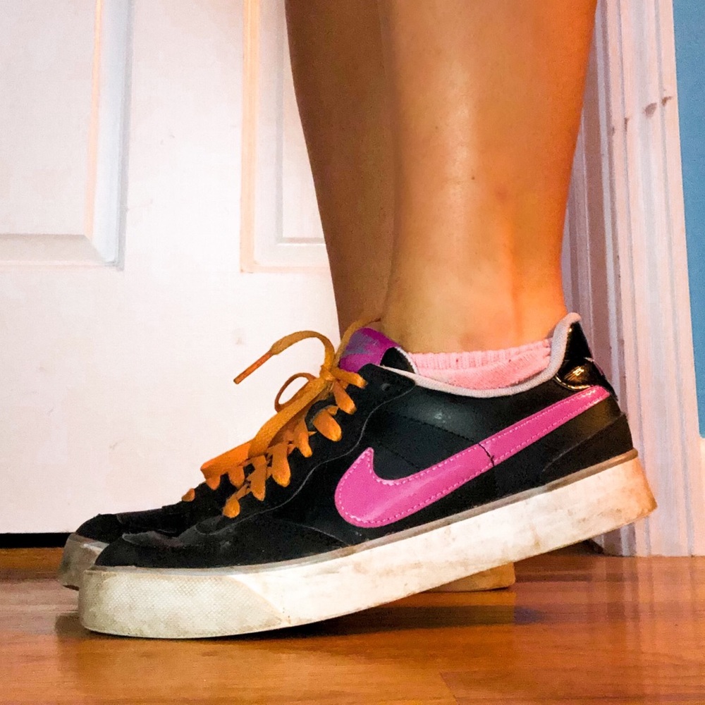 Women’s Nike shoes